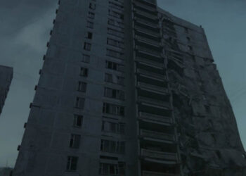 House collapse video