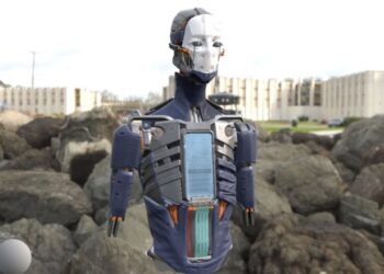 An artist-friendly workflow for panoramic HDRIs