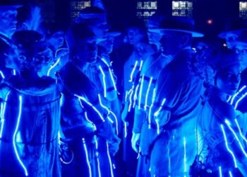 Combining Practical Lighting With VFX