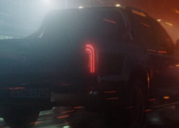 Sehsucht’s Mercedez Benz – First of a New Kind breakdown