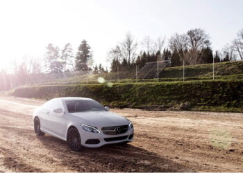 Get 29 free interior and exterior environment HDRIs