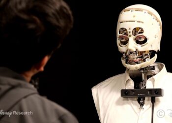 Realistic and interactive robot gaze